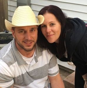 Meet your Posher, Carl